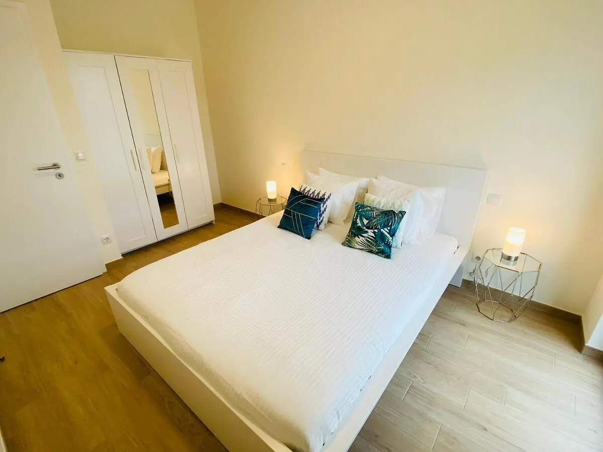 Luxury Flat In City Center With Free Parking-Hol1 لوكسمبورغ 0*,  لوكسمبورغ